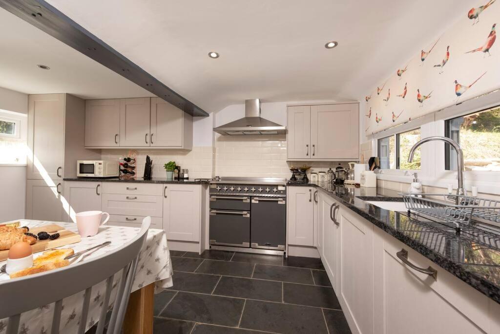 Charming Riverside Cottage In Snowdonia National Park Tanygrisiau Extérieur photo