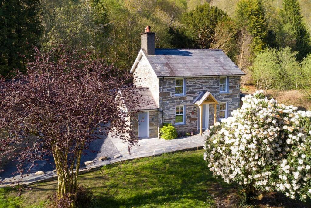 Charming Riverside Cottage In Snowdonia National Park Tanygrisiau Extérieur photo